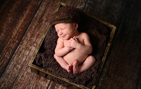 Top French Boy Names &bull; Hugo
